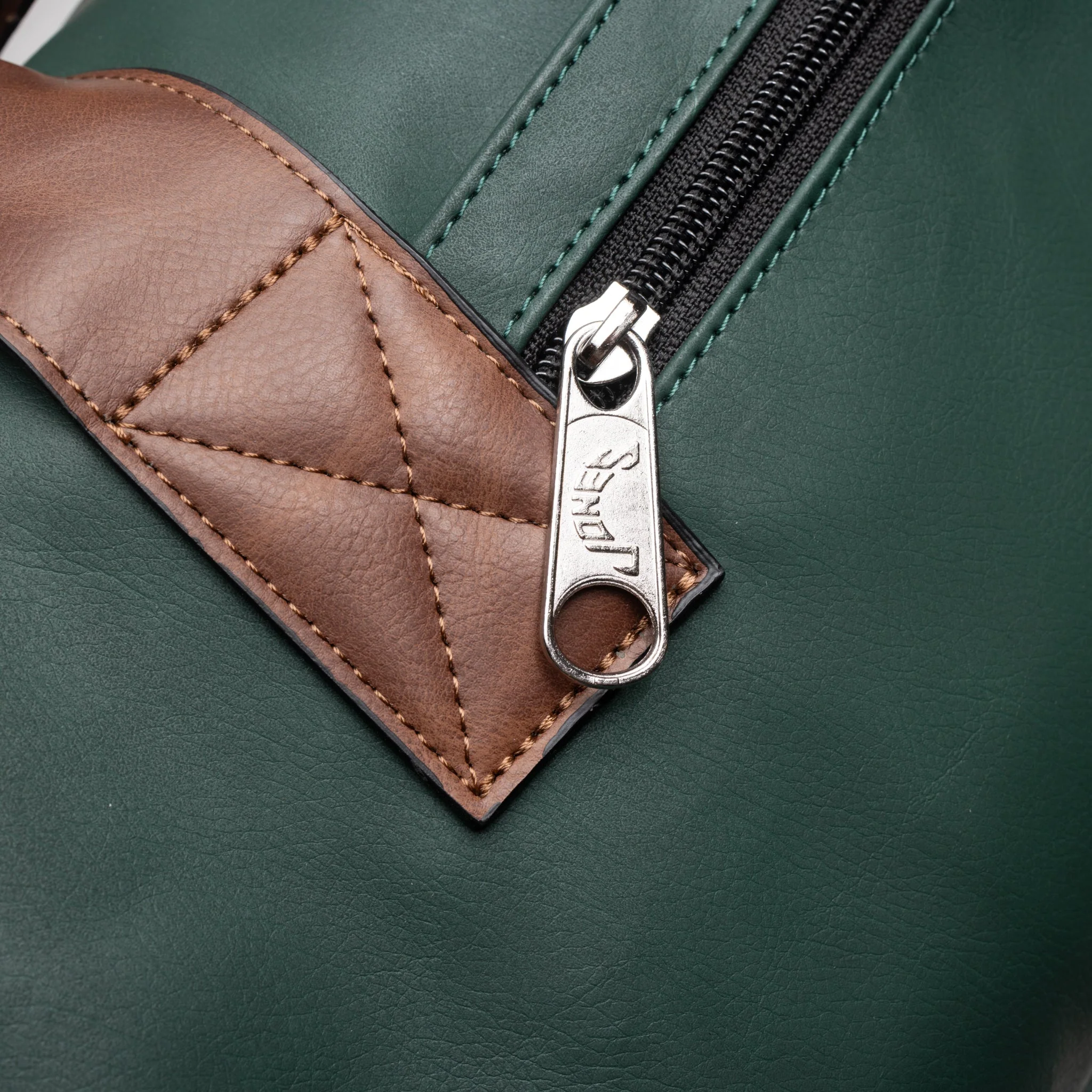 Clubhouse Duffle - Evergreen/Kodiak - Image 7