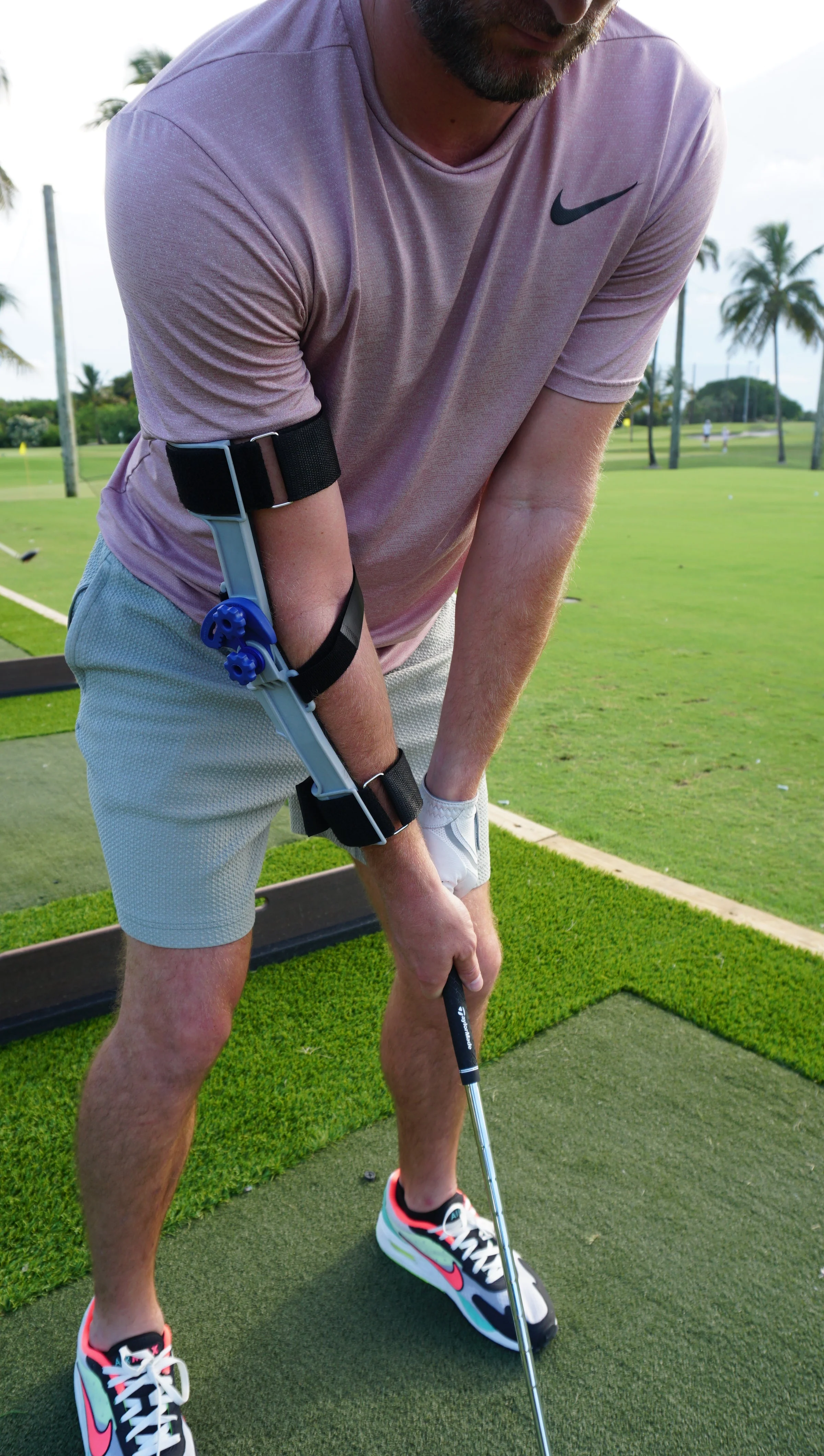 Right Angle V2 Golf Swing Elbow Brace – Backswing Trainer for Trail Arm Position - Image 11